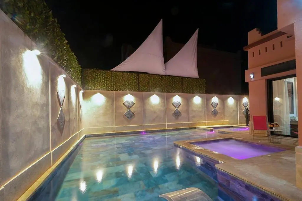 Charmante Villa Azao, Jusqu'A 6 Chambres, Avec Piscine Et Jacuzzi Prives, En Residence Fermee Marrakesh
