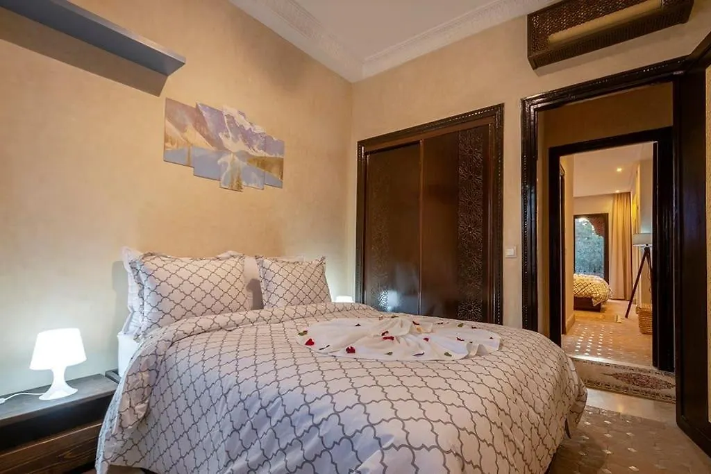 Charmante Villa Azao, Jusqu'A 6 Chambres, Avec Piscine Et Jacuzzi Prives, En Residence Fermee Marrakesh 0*,