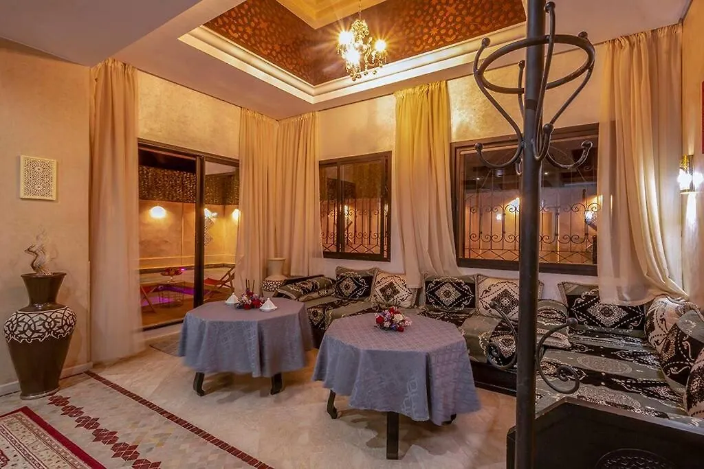 Charmante Villa Azao, Jusqu'A 6 Chambres, Avec Piscine Et Jacuzzi Prives, En Residence Fermee Marrakesh