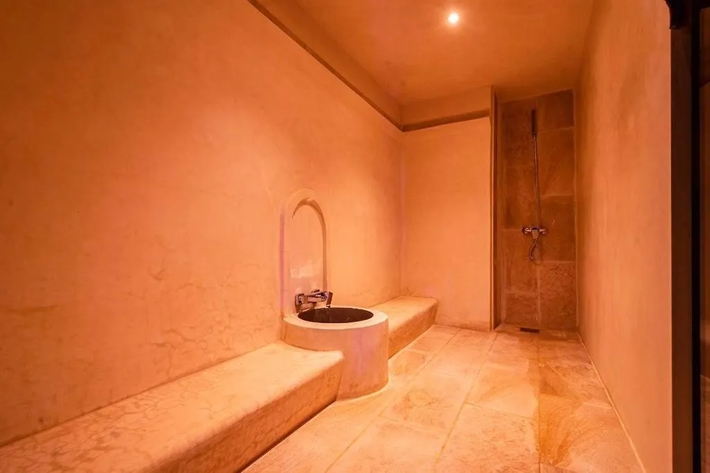 Charmante Villa Azao, Jusqu'A 6 Chambres, Avec Piscine Et Jacuzzi Prives, En Residence Fermee Marrakesh
