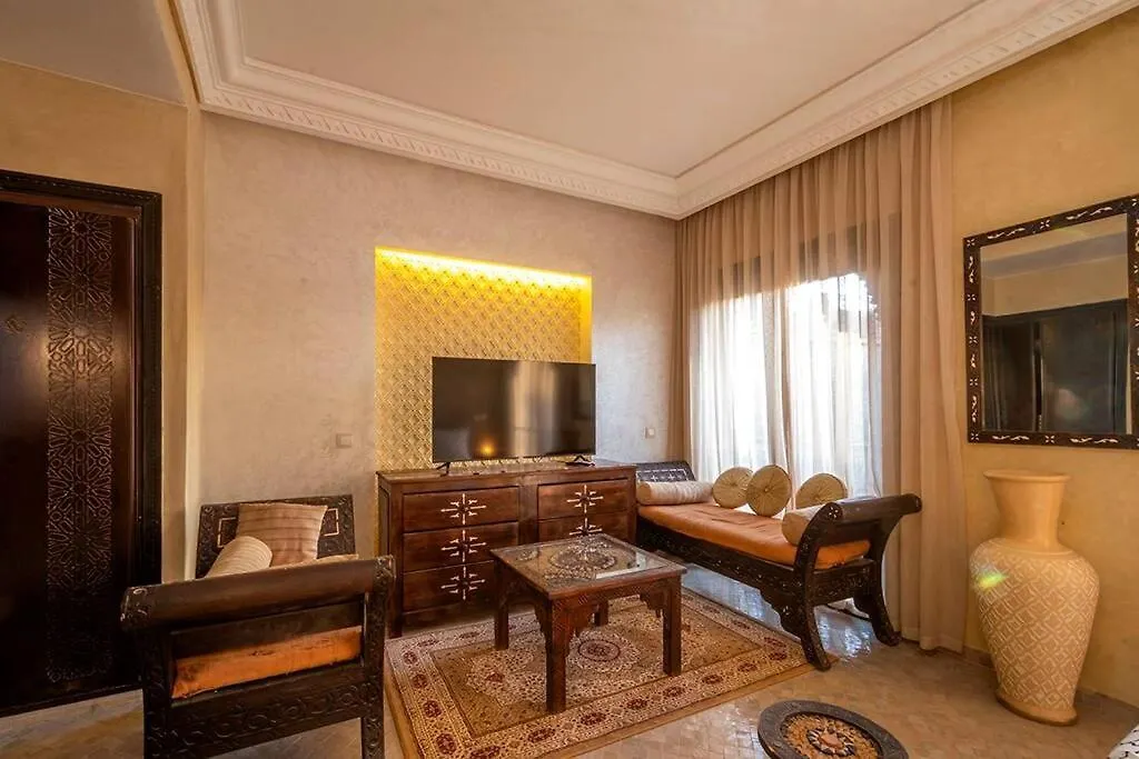 Charmante Villa Azao, Jusqu'A 6 Chambres, Avec Piscine Et Jacuzzi Prives, En Residence Fermee Marrakesh
