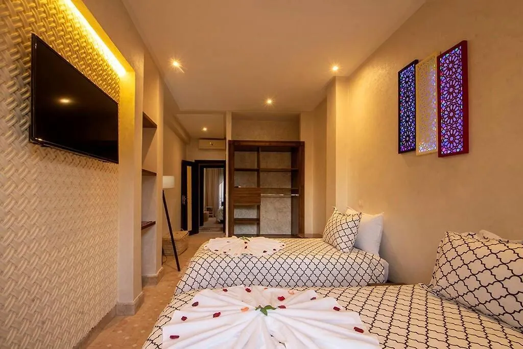 Charmante Villa Azao, Jusqu'A 6 Chambres, Avec Piscine Et Jacuzzi Prives, En Residence Fermee Marrakesh