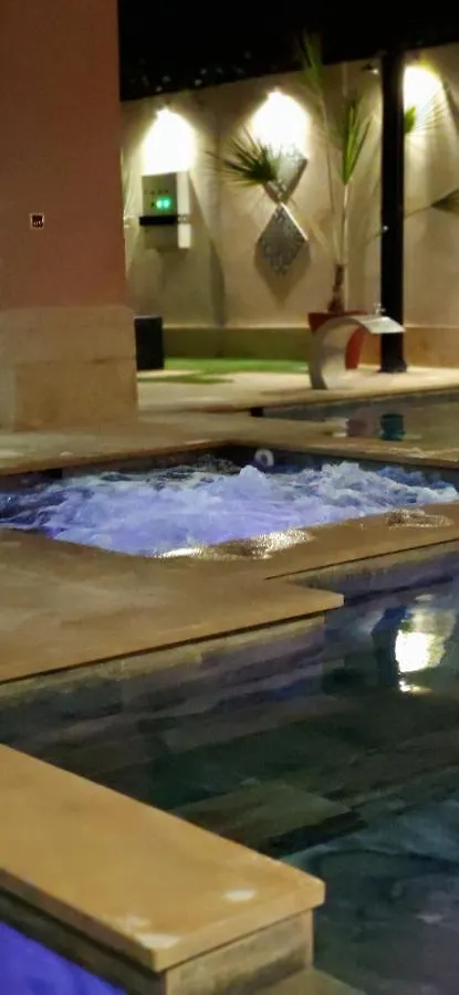 Charmante Villa Azao, Jusqu'A 6 Chambres, Avec Piscine Et Jacuzzi Prives, En Residence Fermee Marrakesh